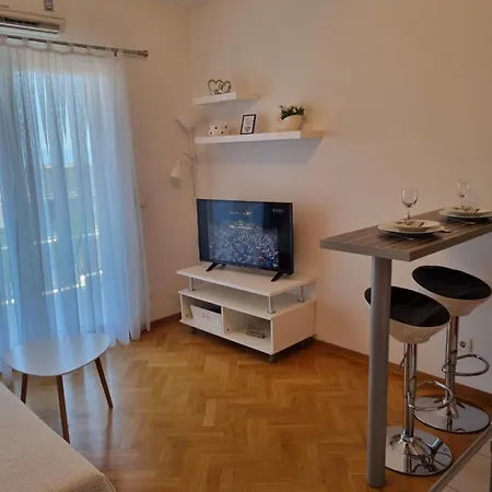 Villa Em Makarská Exteriér fotografie