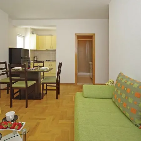 Villa Em Makarská Exteriér fotografie
