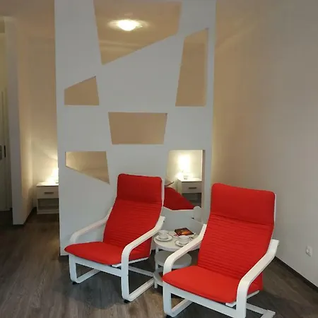 Villa Em Makarská Exteriér fotografie