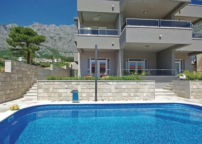 Villa Em