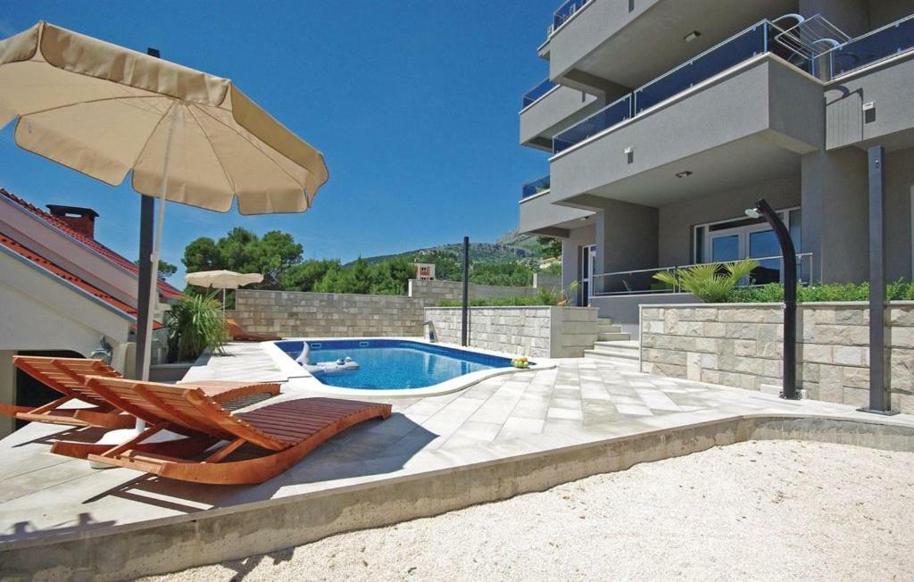 Apartment Em Makarska
